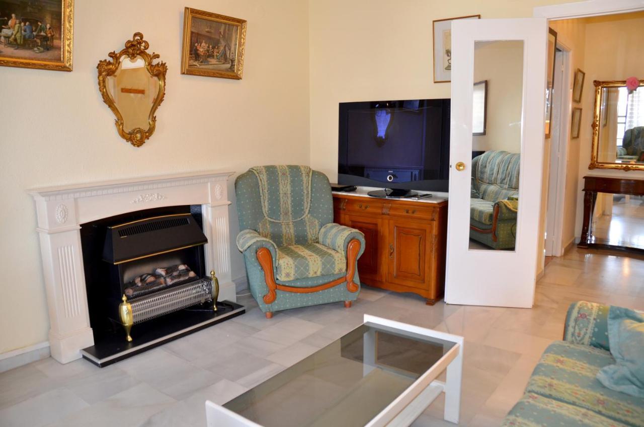 Carihuela Playa Apartment Torremolinos Bagian luar foto