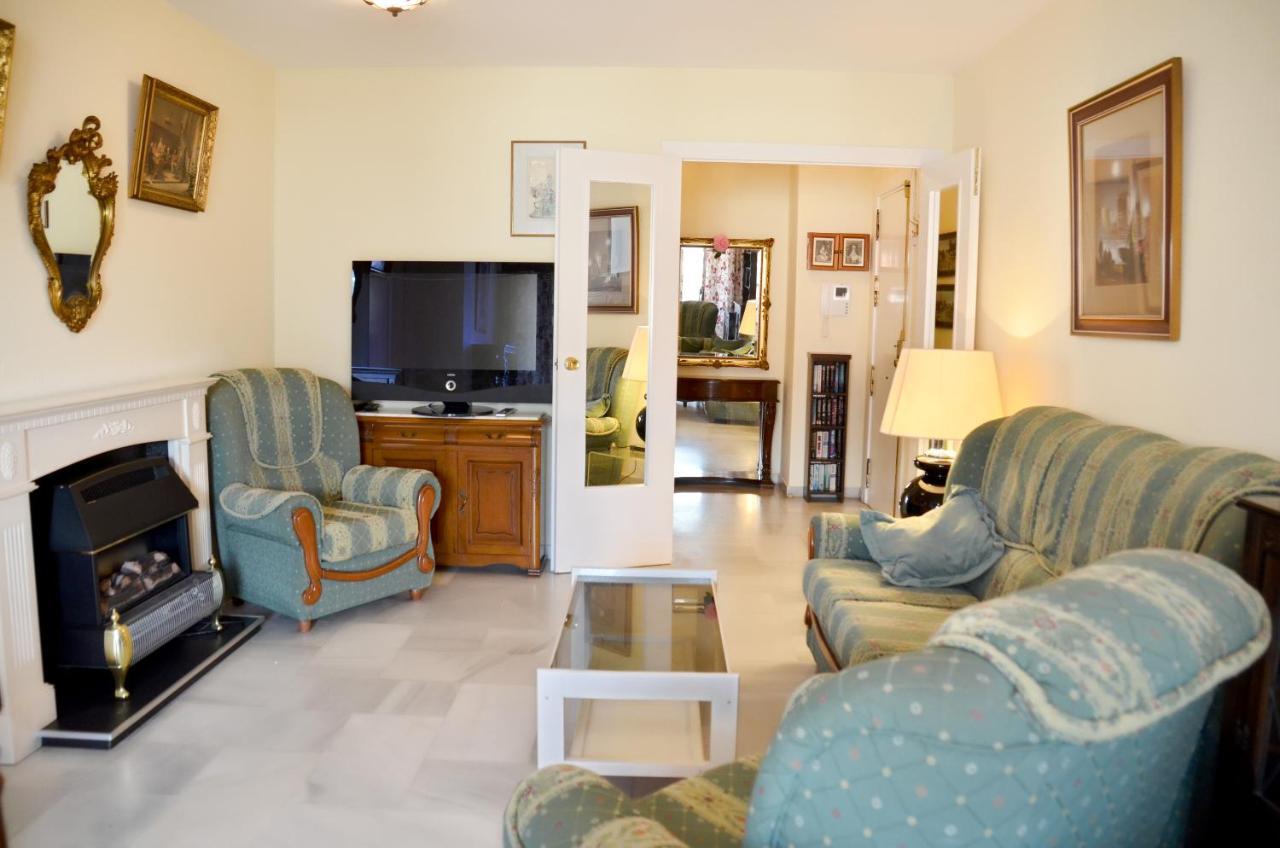 Carihuela Playa Apartment Torremolinos Bagian luar foto